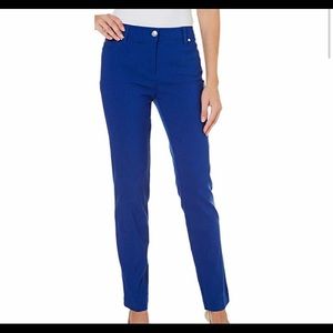 Women’s Five Pocket Pants Blue Slim Leg